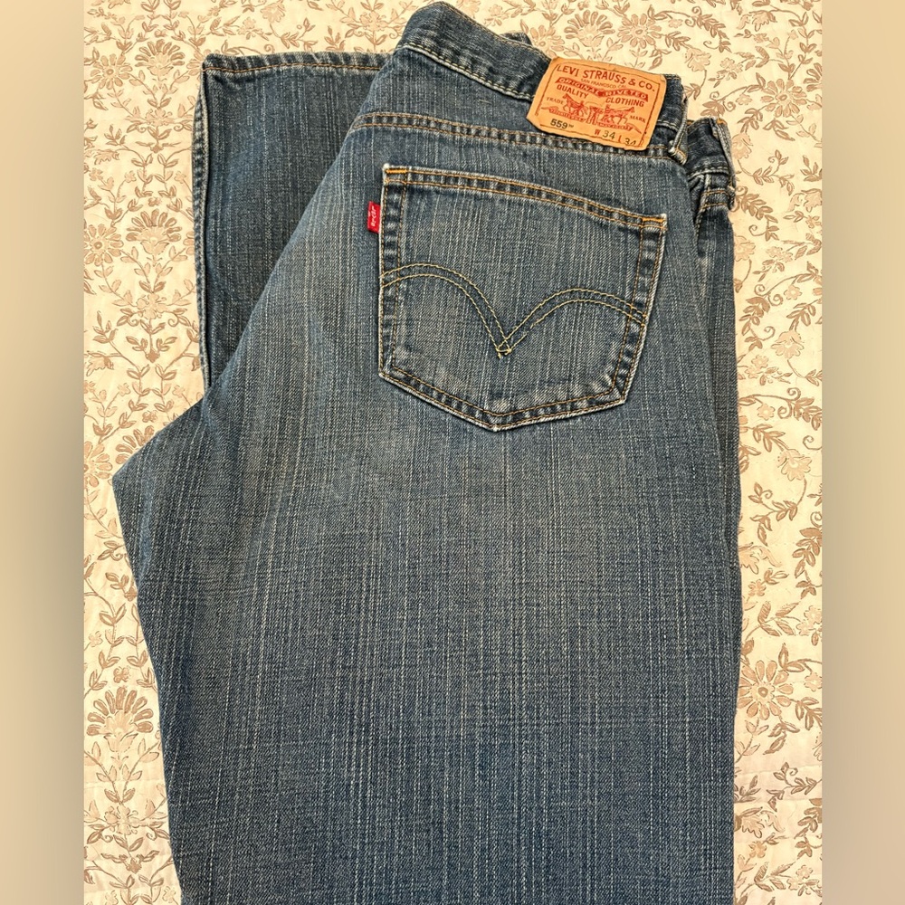 Levi's Relaxed Straight Blue Jeans